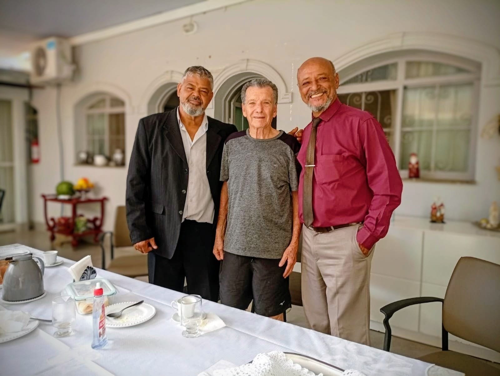 Presidente e Vice-presidente da UGOPOCI visitam Dr. Joaquim Gonçalves, ex-presidente da entidade