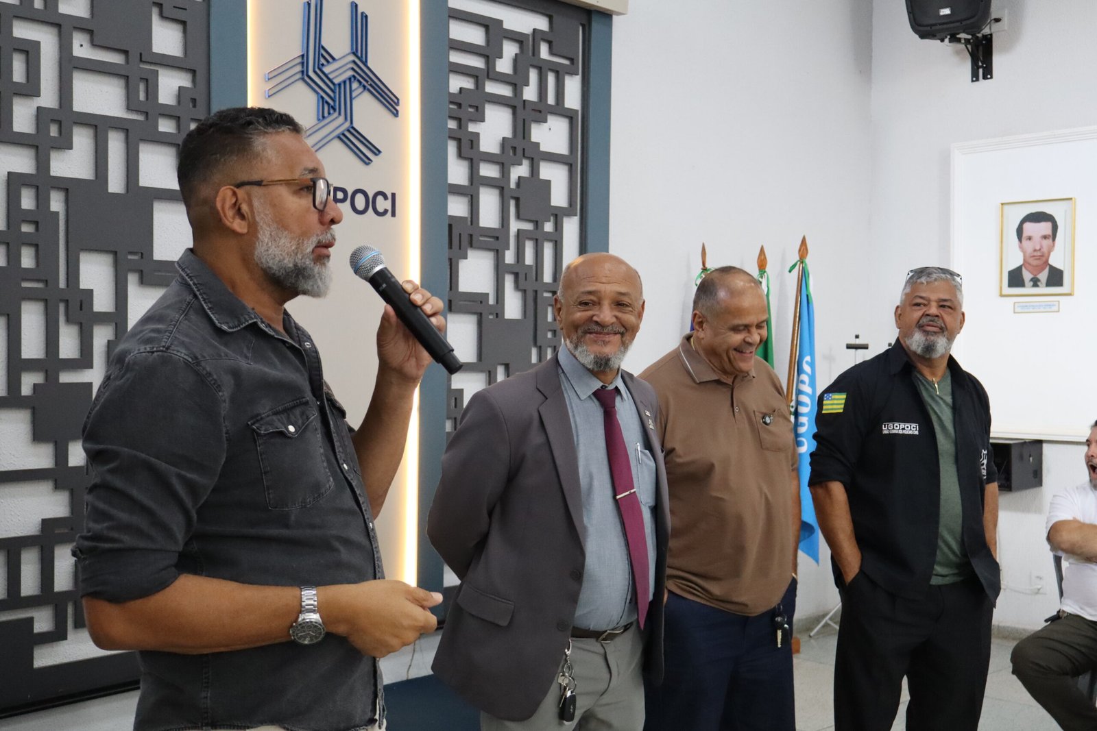 Terceiro Café com Prosa do ano é realizado na sede da UGOPOCI