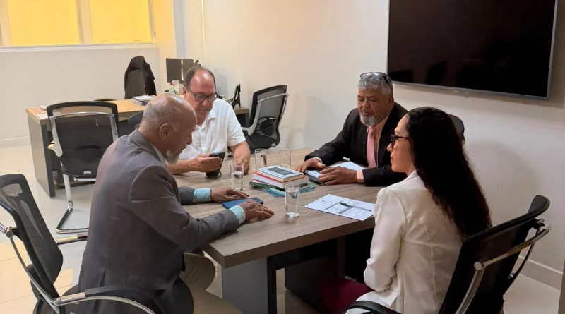 Diretoria da UGOPOCI reuniu-se com o procurador geral do Estado e subprocuradora para tratar sobre implementação dos 10% para os agentes e escrivães especiais I e cargos equiparados